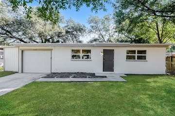 3228 CLIFFORD SAMPLE DR TAMPA, FL 33619